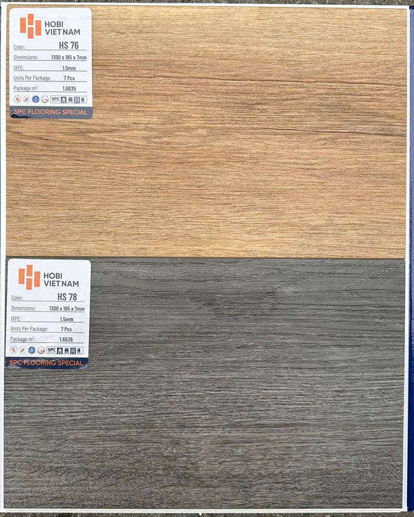 So sánh màu sắc thực tế sàn nhựa Hobi mã HS76 và mã khác